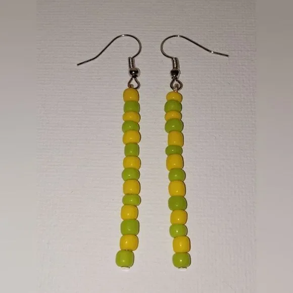 💍Yellow and green beaded stick earrings - Picture 1 of 3